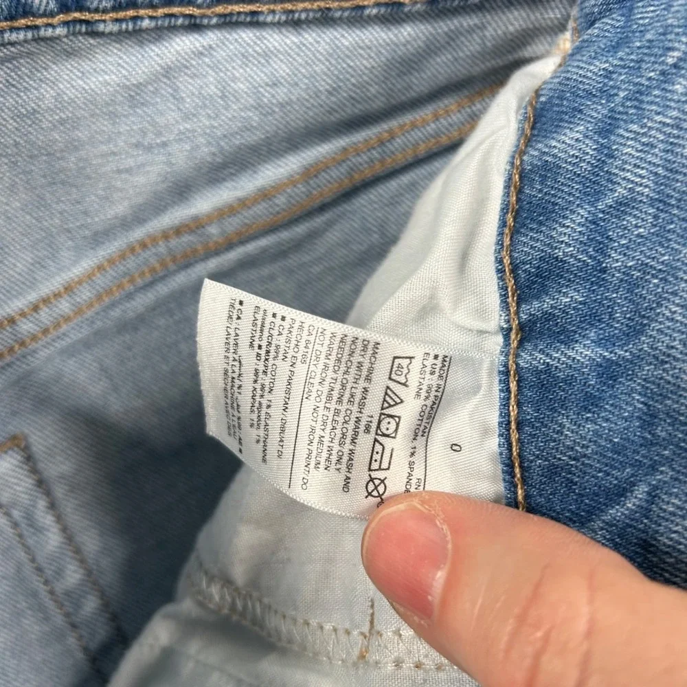 Old Navy Jeans‎ Womens 0 Erin Boyfriend Raw Hem High Rise Crop Denim